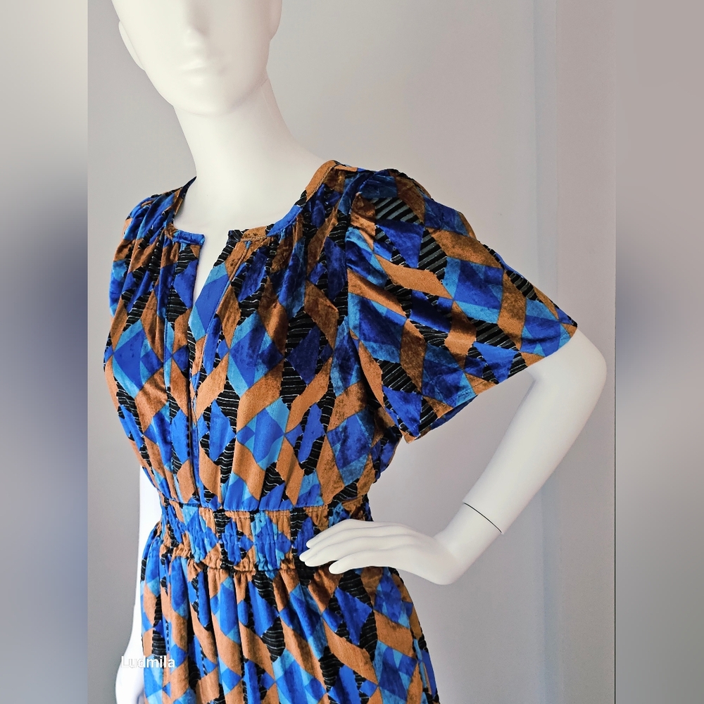 ANTHROPOLOGIE Women's Size M Velour Short Dress - Picture 6 of 11